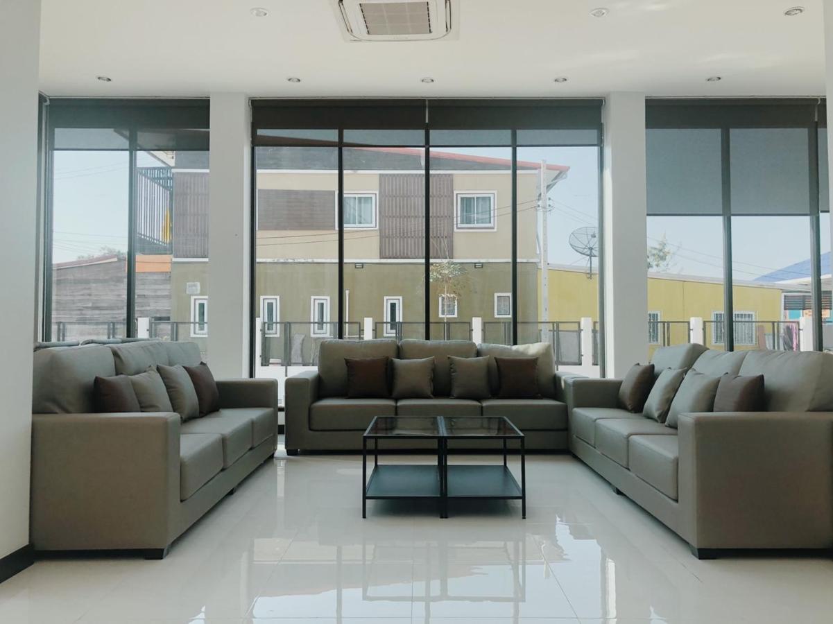 T-Nee Hotel@Udon 乌隆他尼 外观 照片